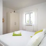 Milan 3*