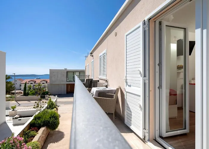 Milan Guest house Hvar Town