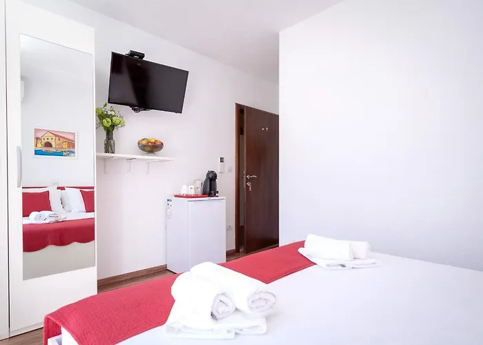 Guest house Milan 3*