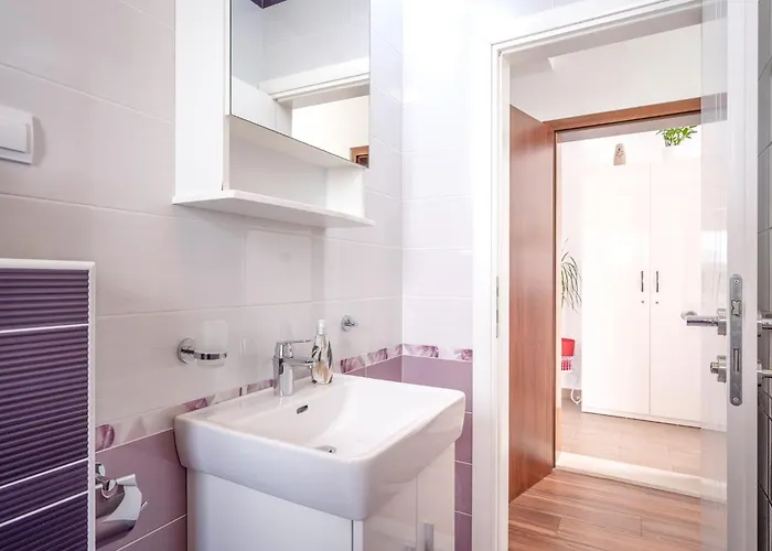 Milan Guest house Hvar Town