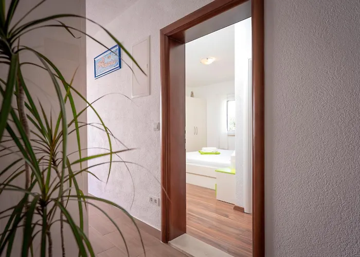 Guest house Milan 3*